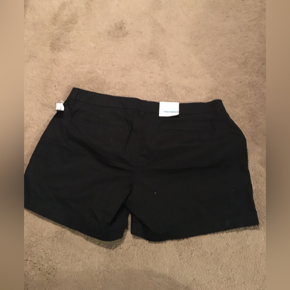 Old Navy black shorts size 12 nwt - Picture 2 of 4